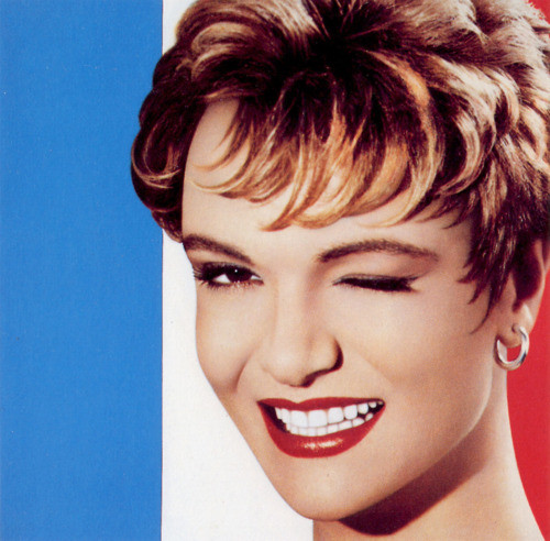 Pierre et Gilles, Marie France, 1980, photographie peinte, collection François Pinault - Agrandir l'image, .JPG 98Ko (fenêtre modale)